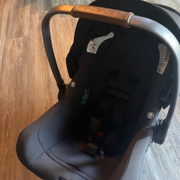 Nuna Pipa lite - Picture 2 of 4